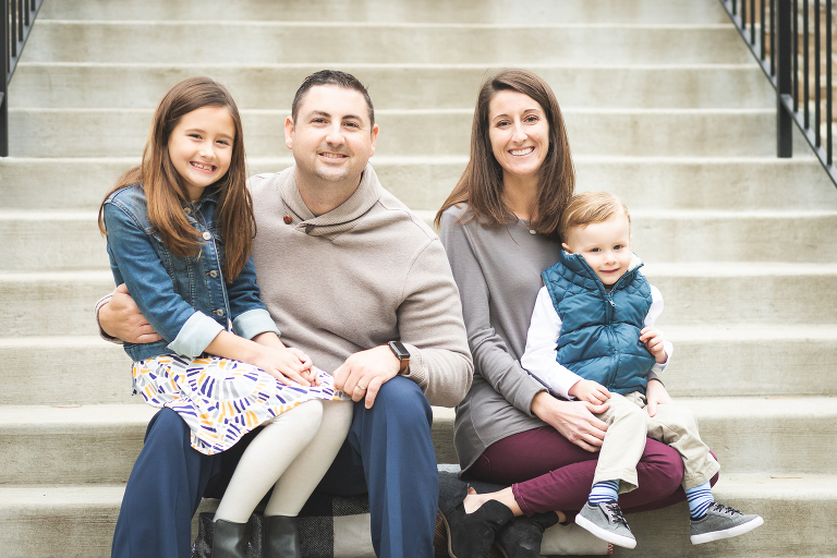 All smiles for this family of four | St. Louis Photographer